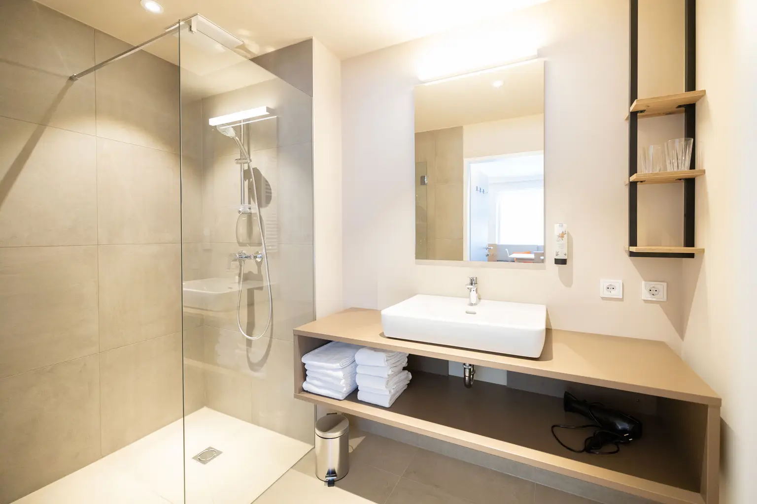 Dormio_Aparthotel_Hinterstoder_Elisabethsee_Bathroom_001.jpg