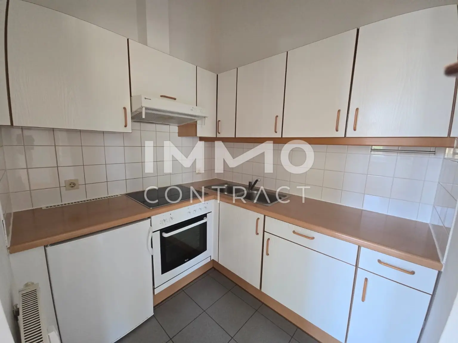 WG-geeignete 3 Zimmer Wohnung nahe der UNI - Heinrichstraße 117 Top2