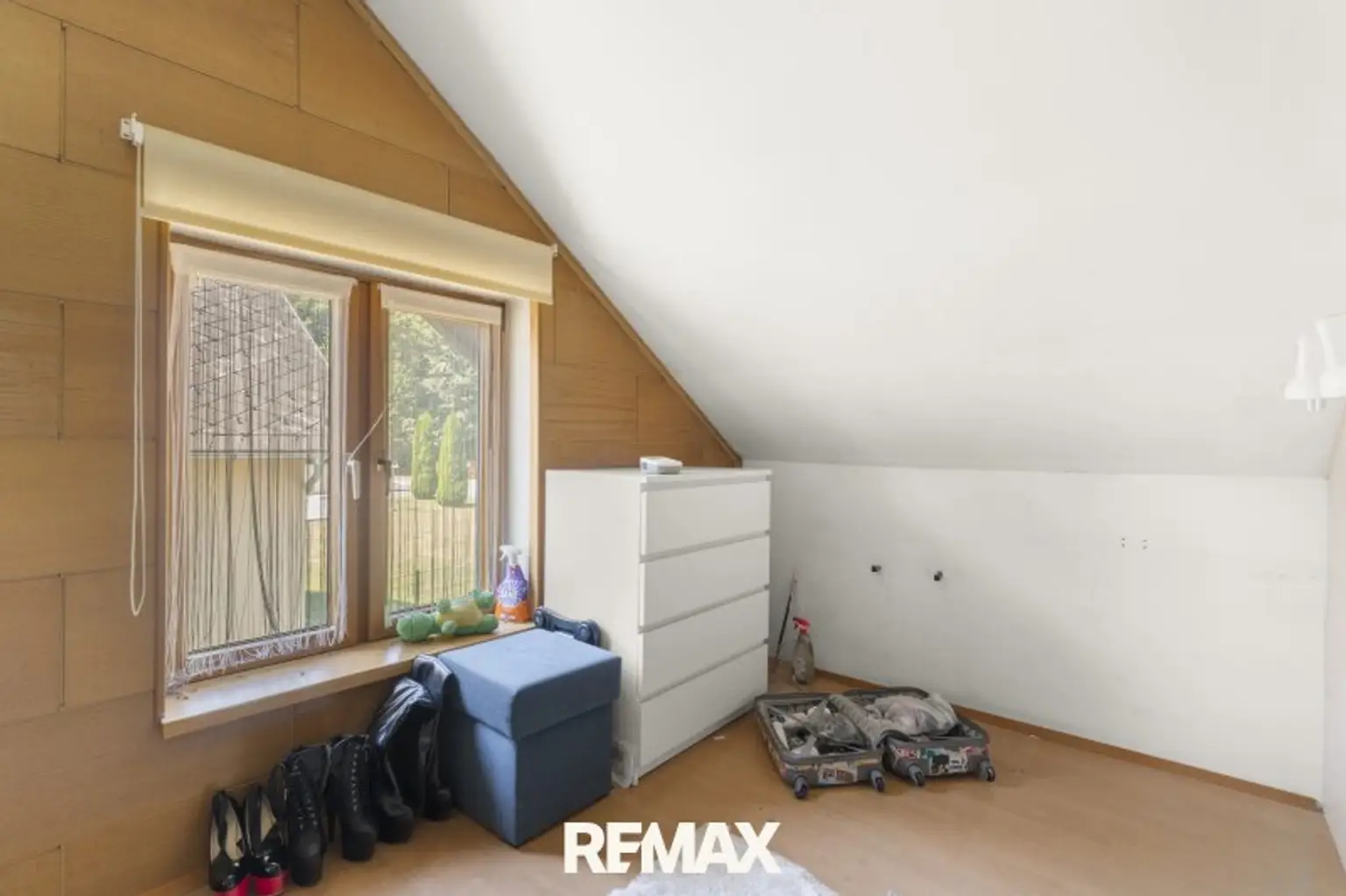 Ankleidezimmer I