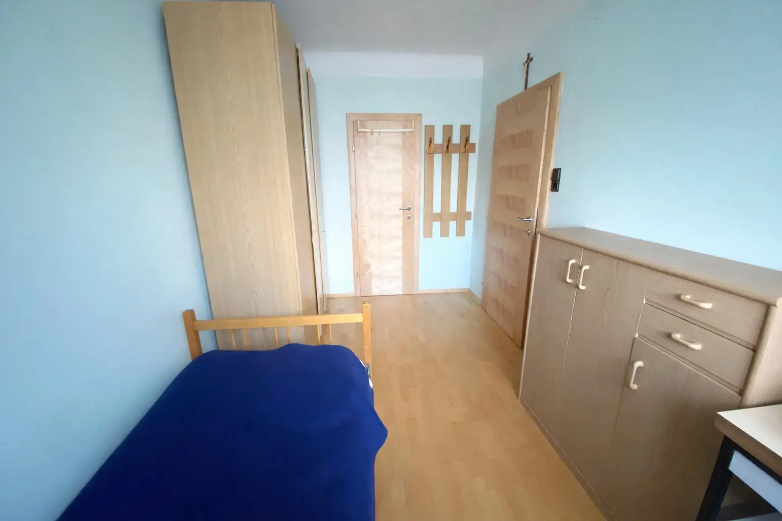 Kabinett_ki bearbeitet