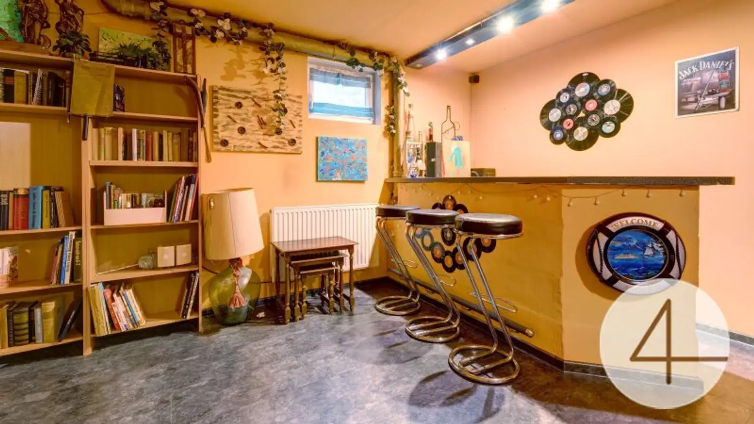 Ihr neues Zuhause: Stilvolles Einfamilienhaus mit Pool in ruhiger Lage