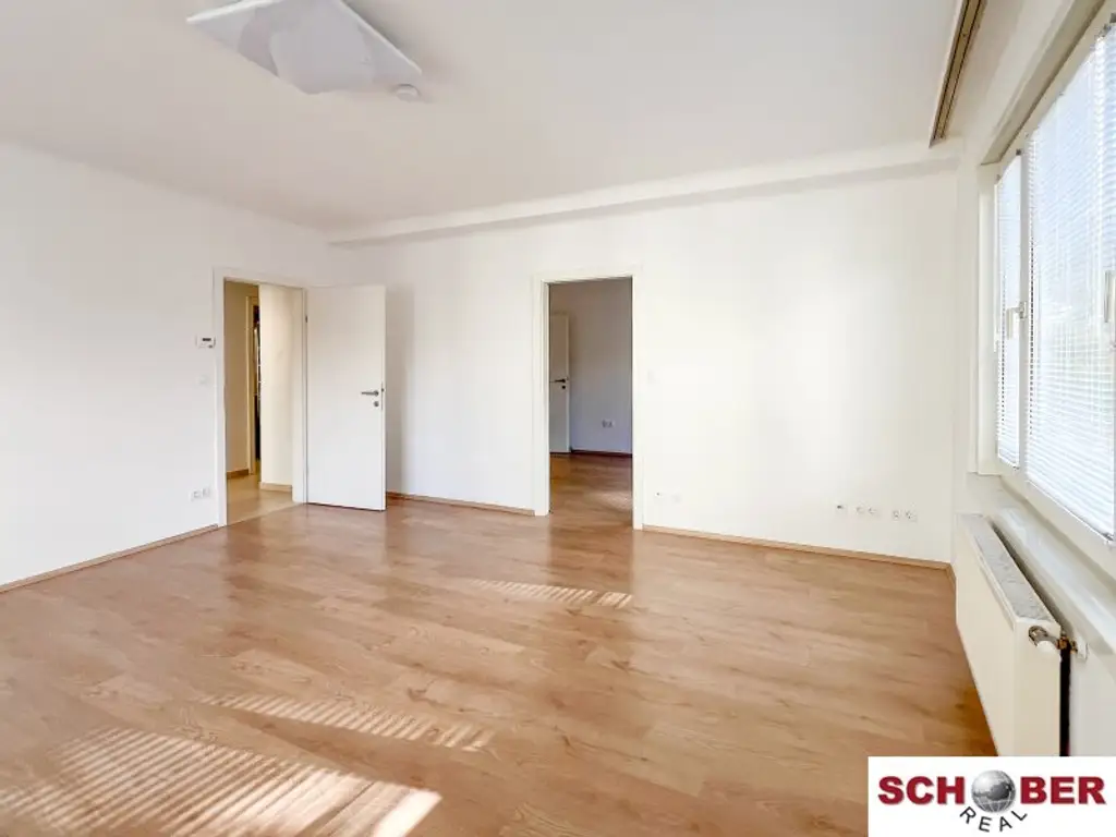 *U4-Friedensbrücke*  2 getrennt begehbare Zimmer