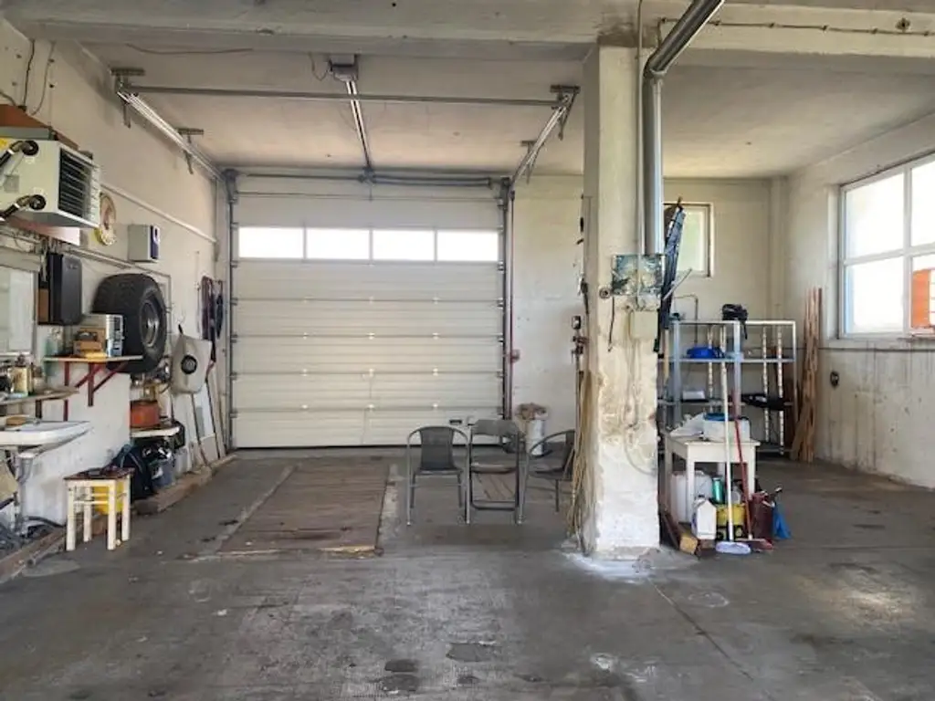 Eine Liegenschaft - viele Nutzungsmöglichkeiten! Renditeobjekt!