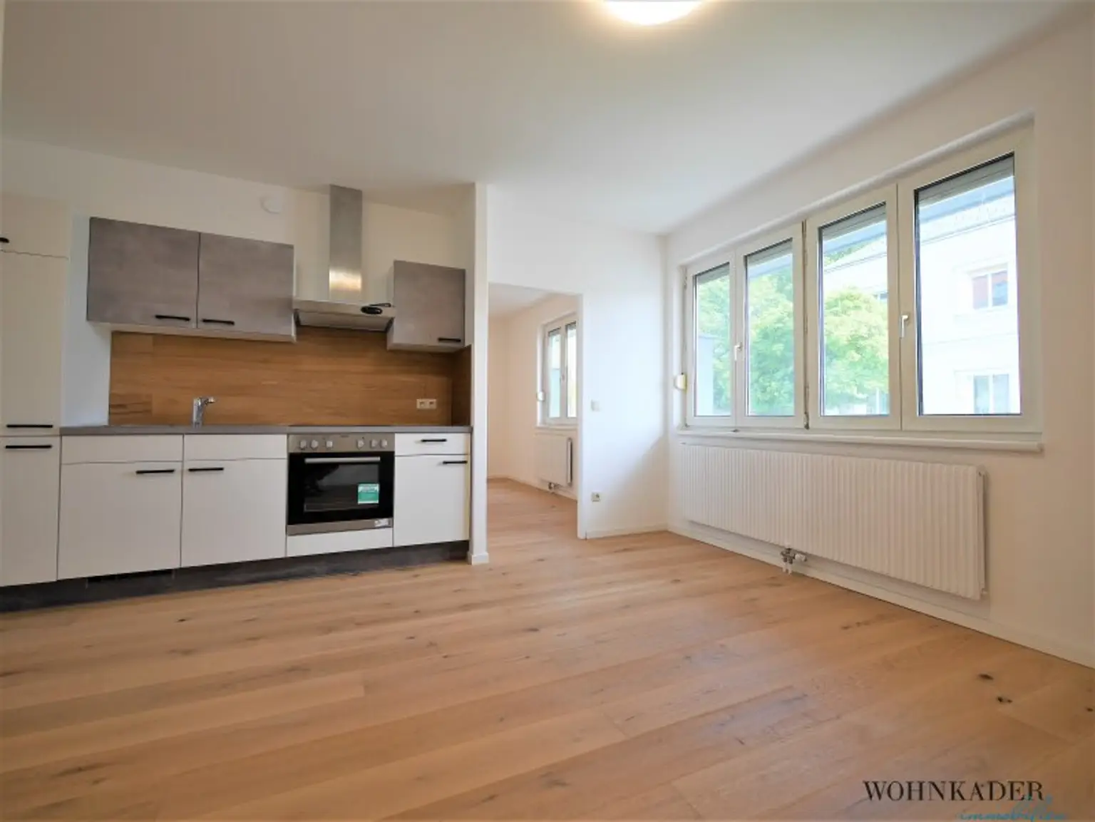 Charmante 2-Zimmer-Wohnung mit Südausrichtung mit eigenem Garagenstellplatz