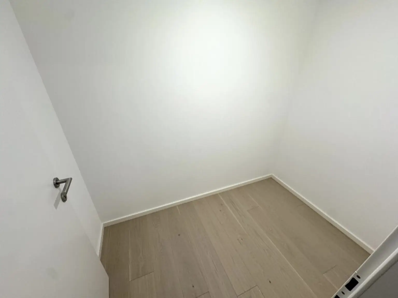 EIGENGRUND NÄHE ALTE DONAU – FREIFLÄCHEN - LUFTWÄRMEPUMPE – KELLER – GARAGE – U-BAHN!