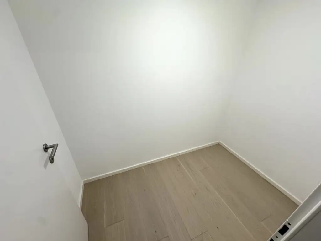 EIGENGRUND NÄHE ALTE DONAU – FREIFLÄCHEN - LUFTWÄRMEPUMPE – KELLER – GARAGE – U-BAHN!