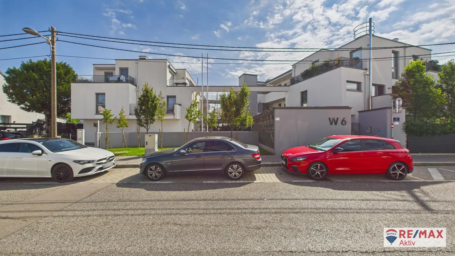 Traumhafte Wohnung mit Balkon & Garagenplatz - einziehen und wohlfühlen