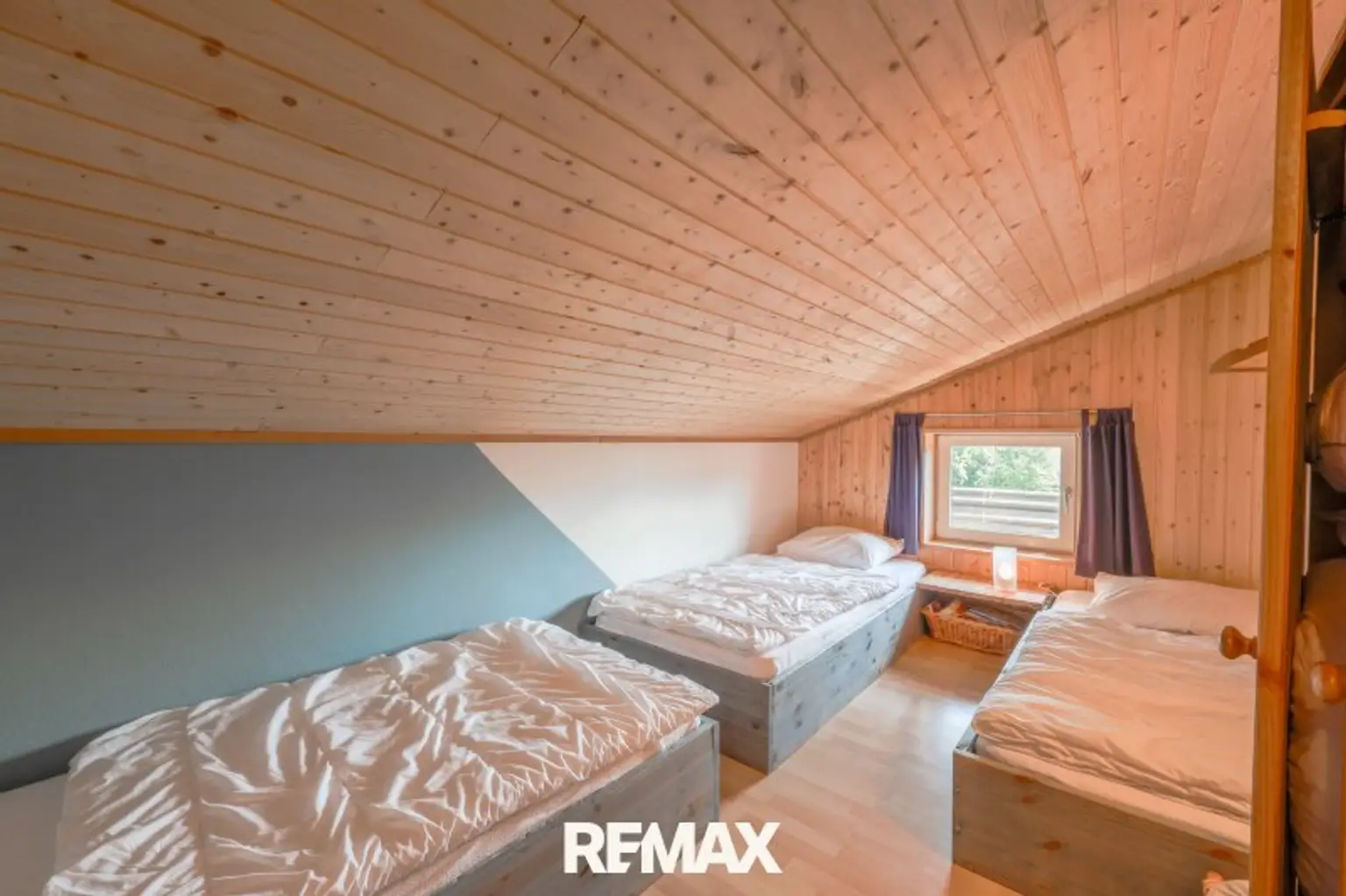 Schlafzimmer 2. OG
