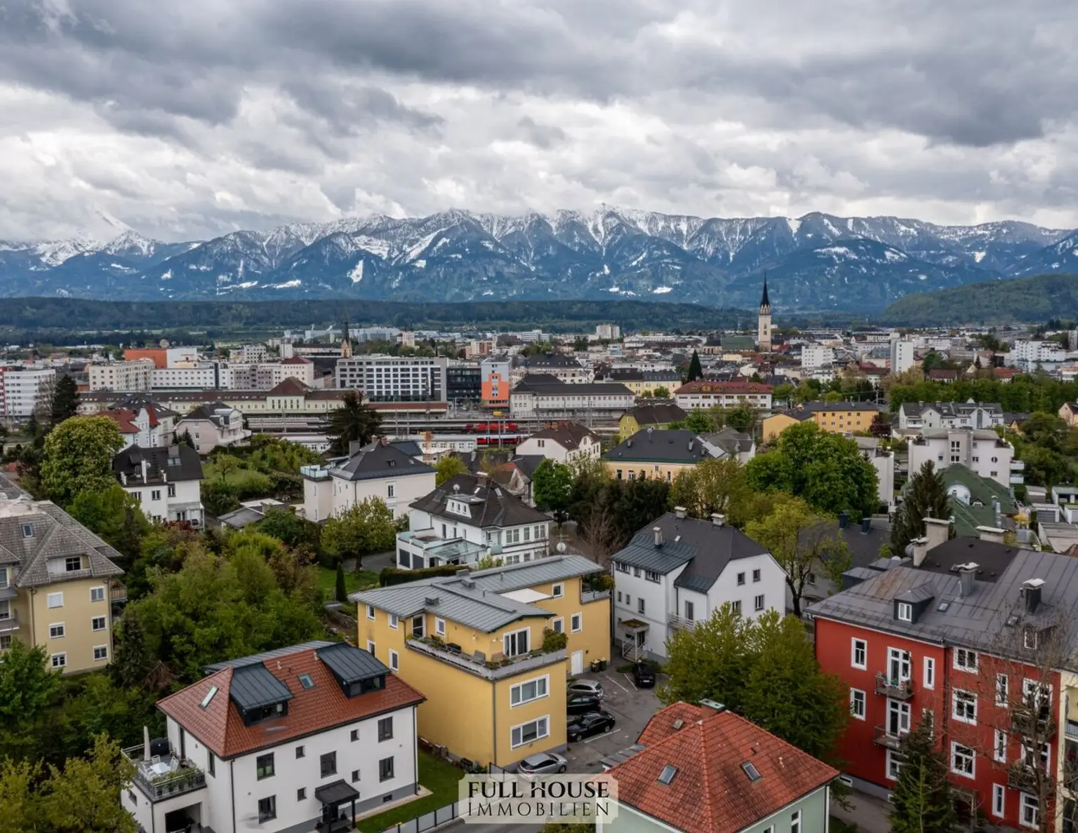 Attraktives Mehrparteienhaus mit 7 Einheiten in Villach