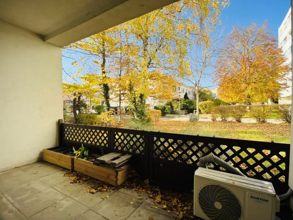 Vielseitig nutzbare, sanierte Praxis / Wohnung in zentraler Bahnhofsnähe in Brunn am Gebirge – Kauf oder Miete möglich!