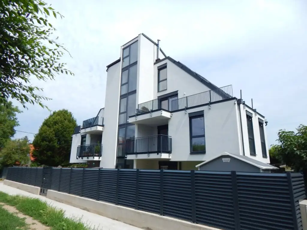 Mit dem Aufzug direkt in die Dachterrassenwohnung mit neuer komplett Küche - Erstbezug nähe Mühlwasser