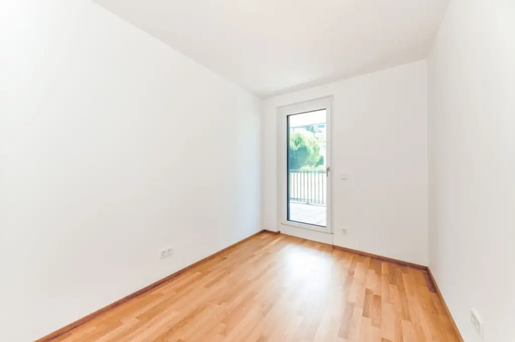 Erstbezug! Großzügige 3-Zimmer-Wohnung mit 2 Terrassen inkl. Stellplatz zu vermieten!