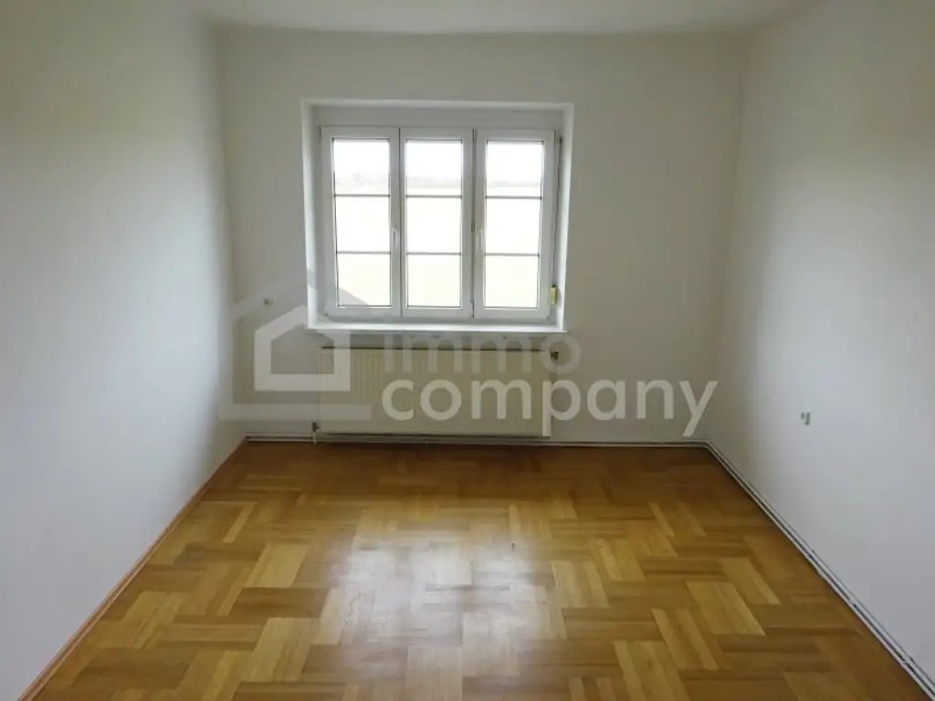 Gepflegte ETW mit Garten in Stockerau!!!