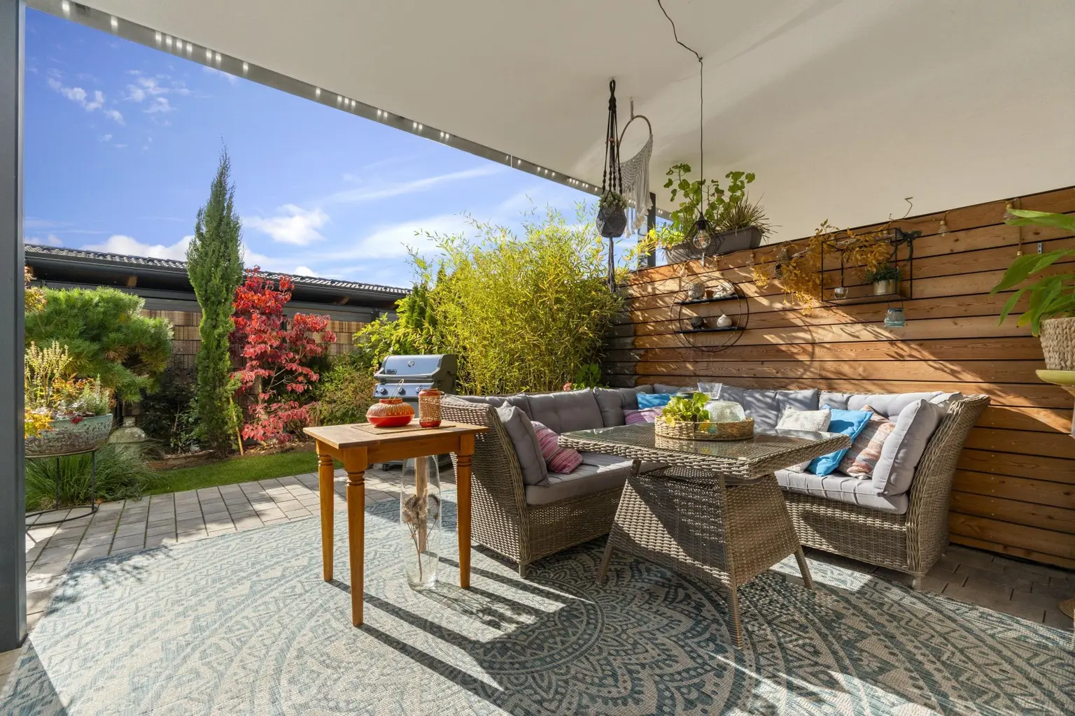 Exklusive Maisonette mit Gartenrefugium und Penthouse Panoramaterrasse - Minuten vom Millstätter See – Ihr Ort der Ruhe, Kraft und Lebensfreude