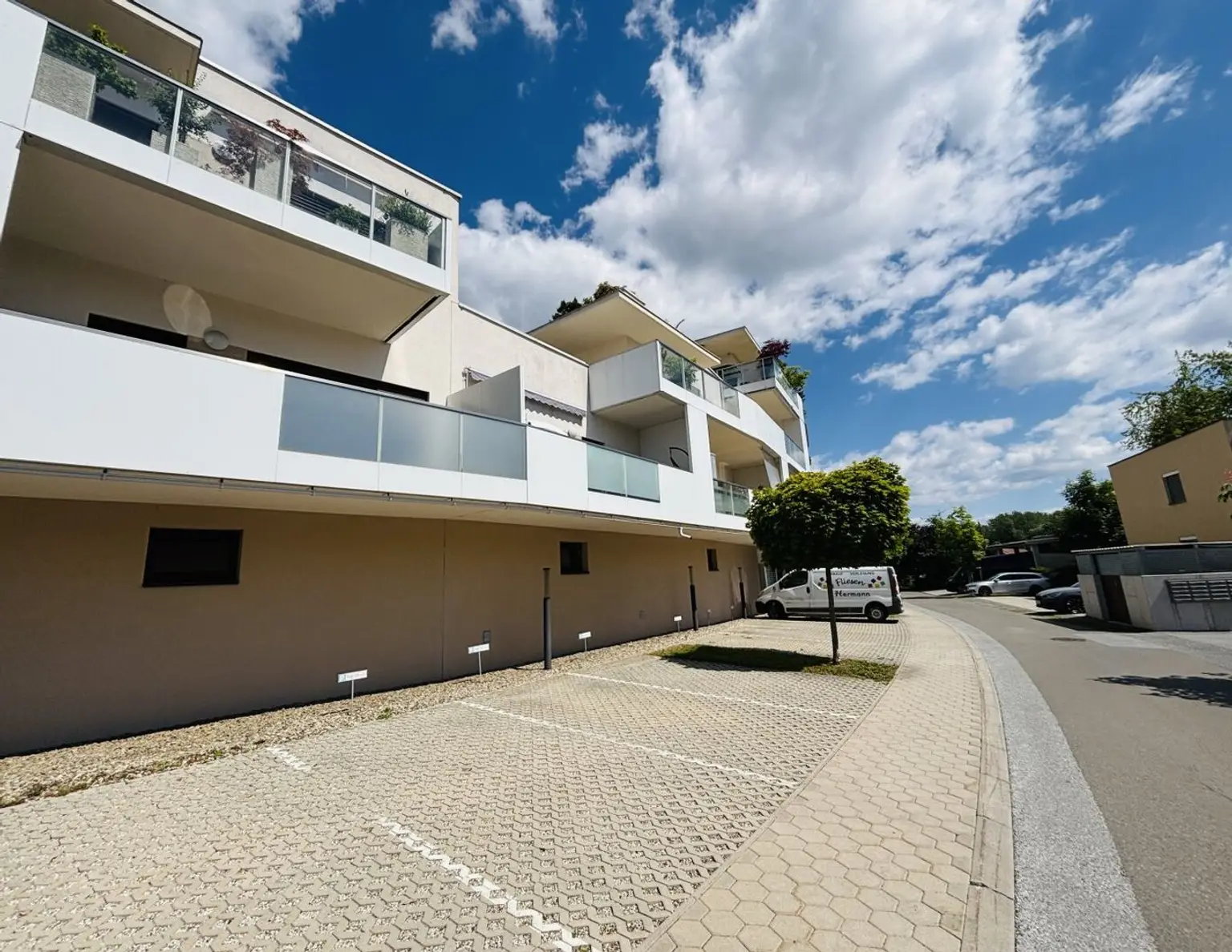 *** KAUFANBOT LIEGT VOR *** Neuwertige 2-Zimmer-Wohnung in Kalsdorf bei Graz - Balkon & Stellplatz inklusive!