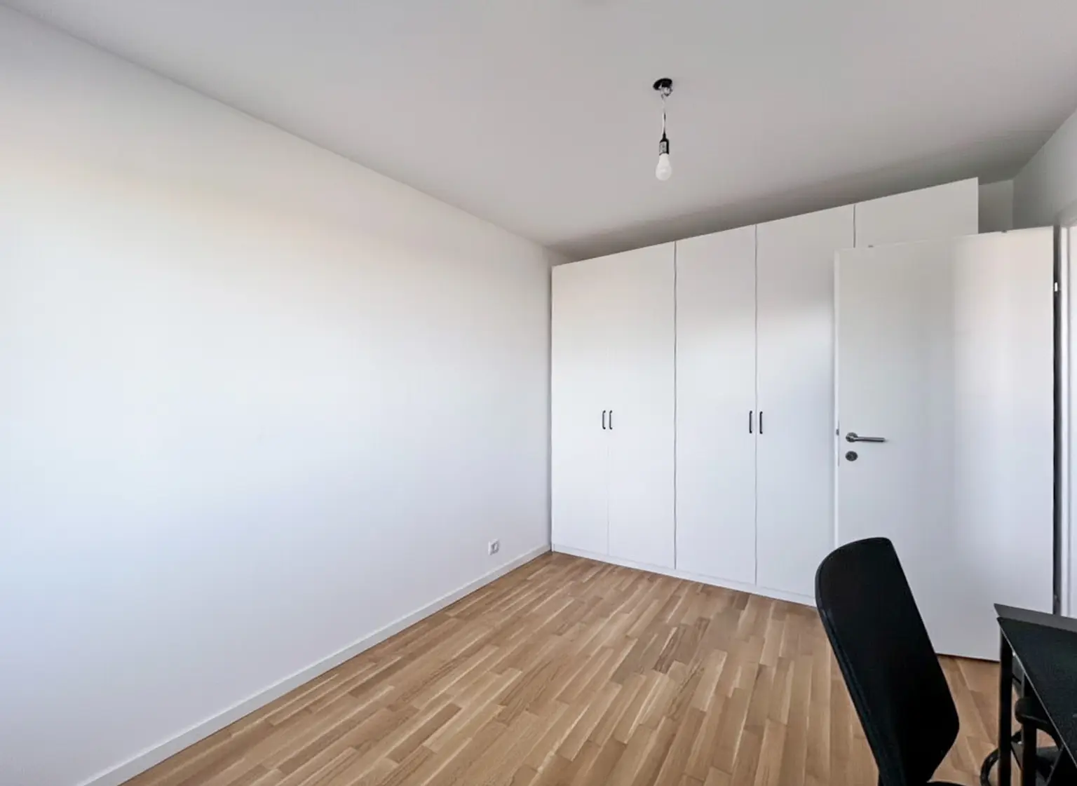 Moderne 2-Zimmer-Anlegerwohnung mit Balkon & Fernblick – vermietet bis 11/2030