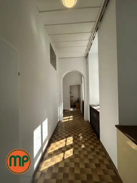 Charmante Altbauwohnung im Herzen der Stadt – frisch saniertes Bad & WC