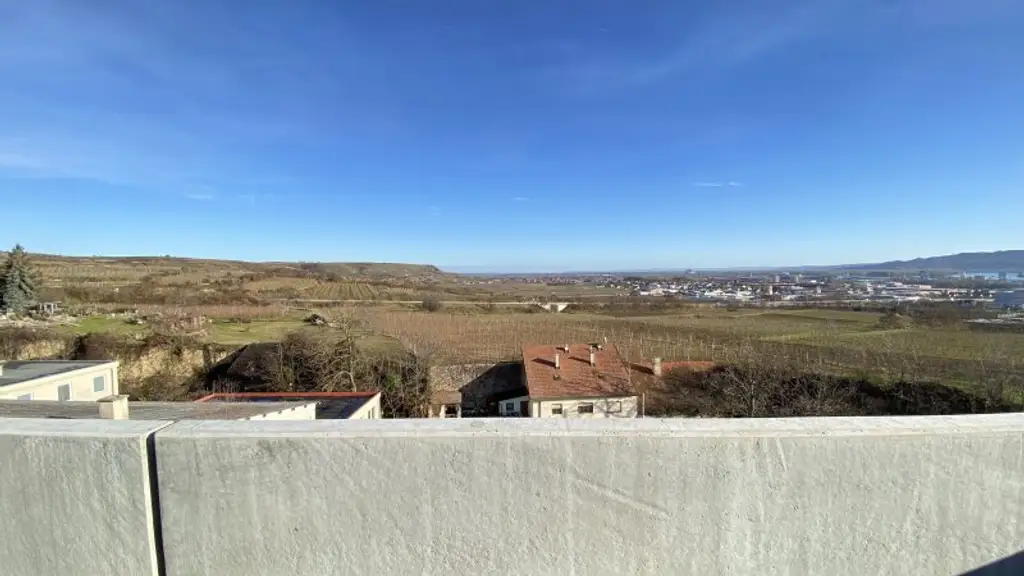 Neubau Erstbezug Moderne Zwei Zimmer Wohnung mit fabelhafter Aussicht