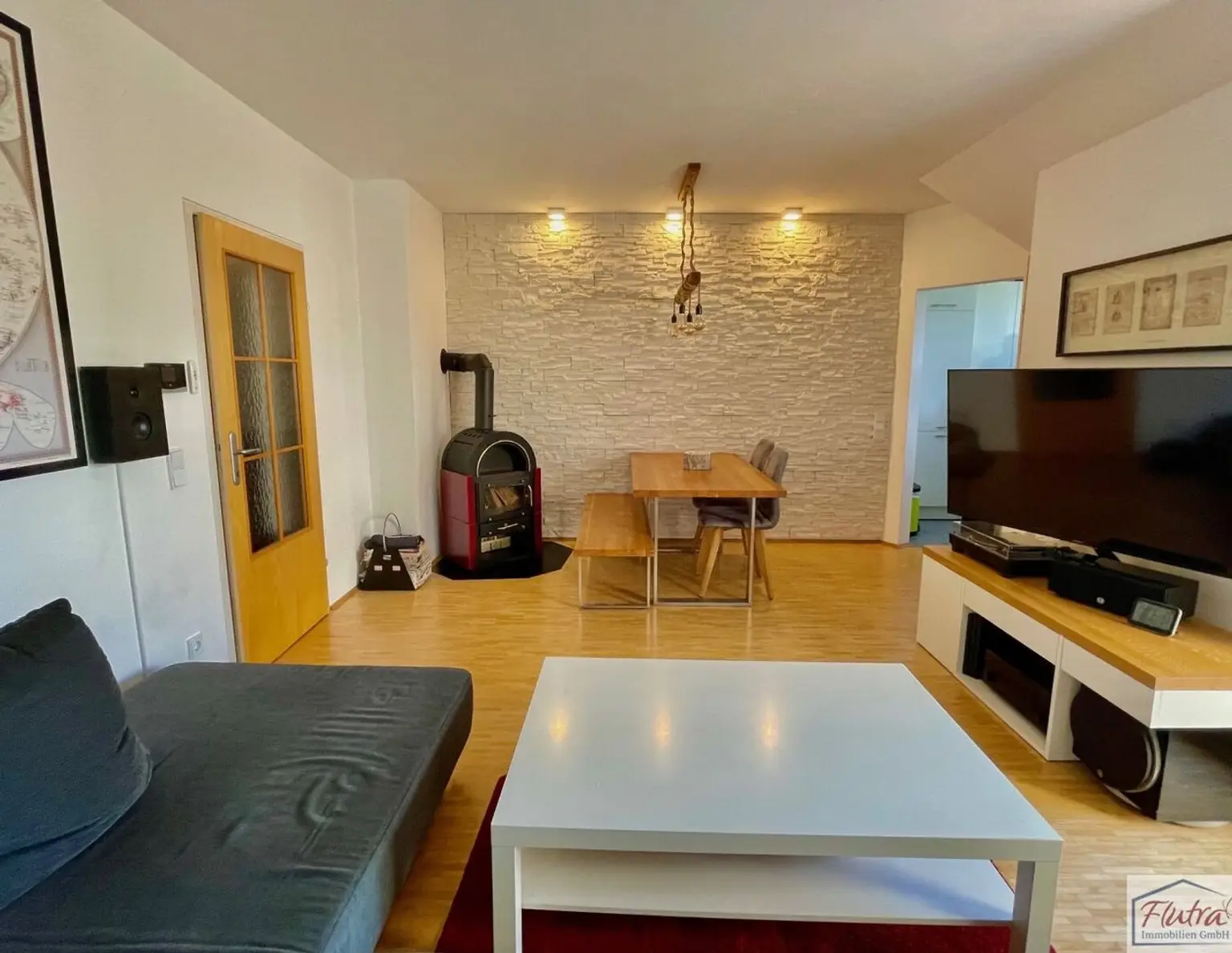 Moderne 3-Zimmer Dachgeschosswohnung mit Terrasse in Thalheim bei Wels!