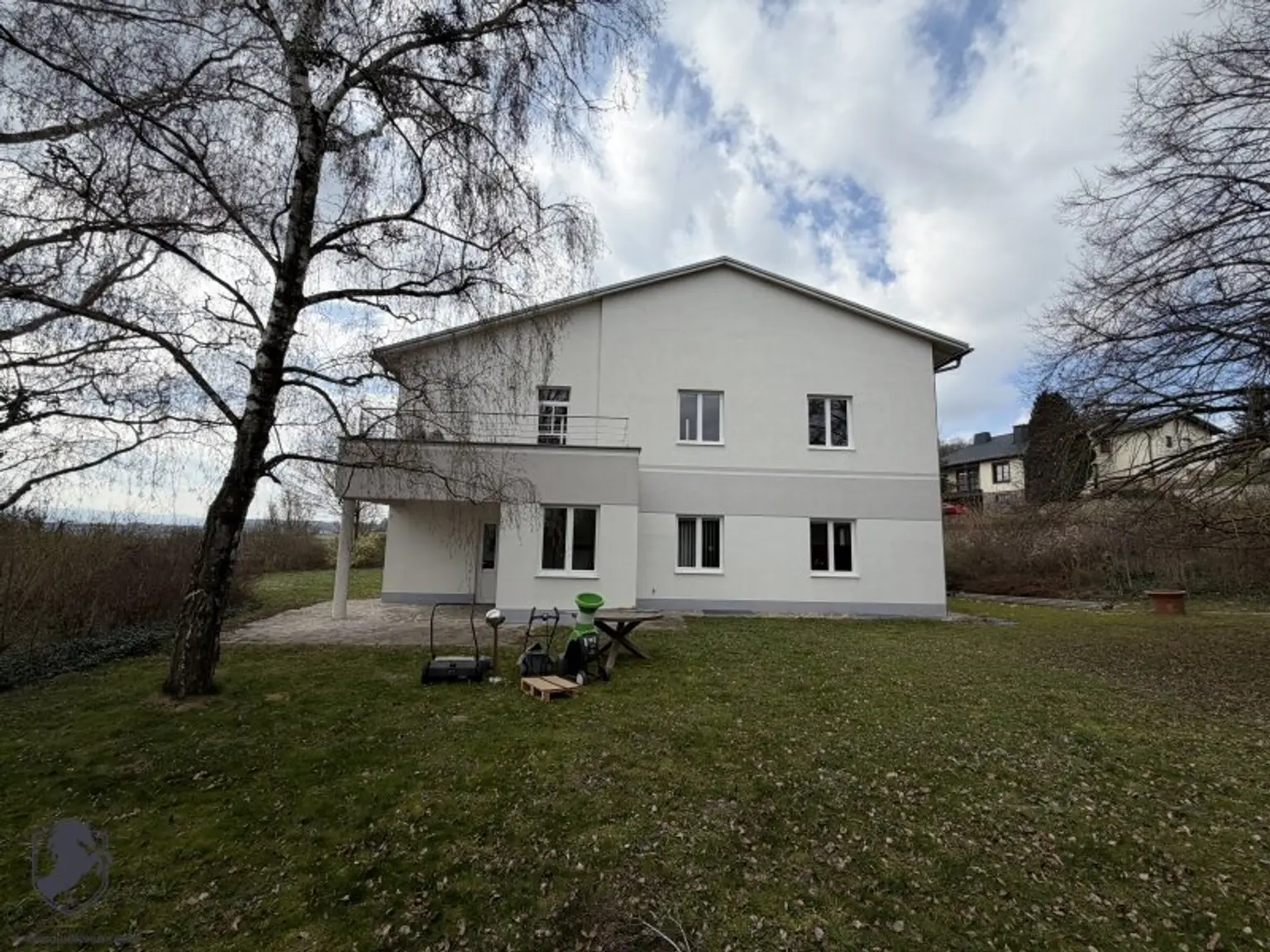 Bürogebäude nahe Haubiversum – Arbeiten mit Ötscherblick
