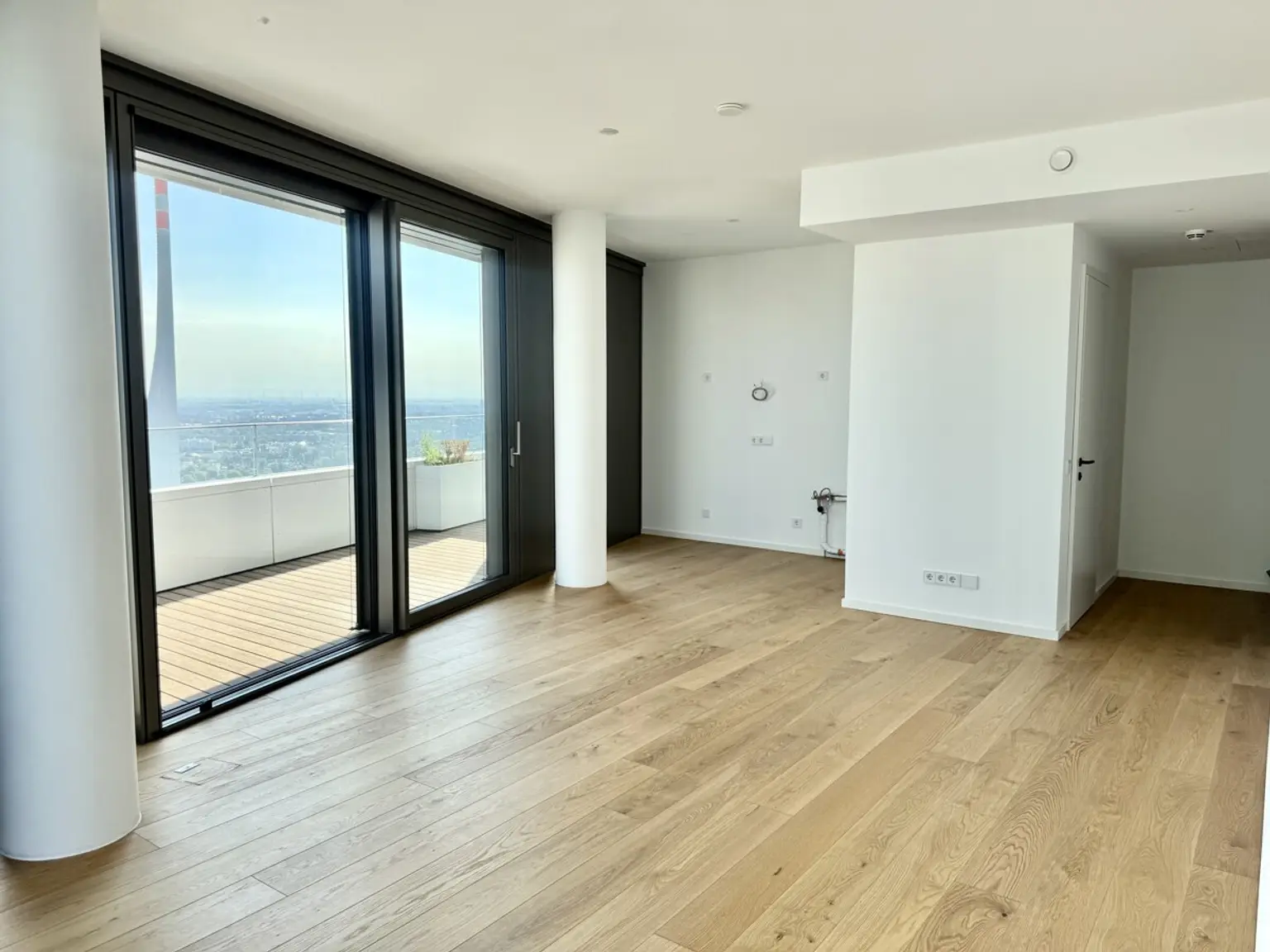 DANUBEFLATS. 40 Etage - The one and only: Einmalig inkl. Wellness and Swimming Pool