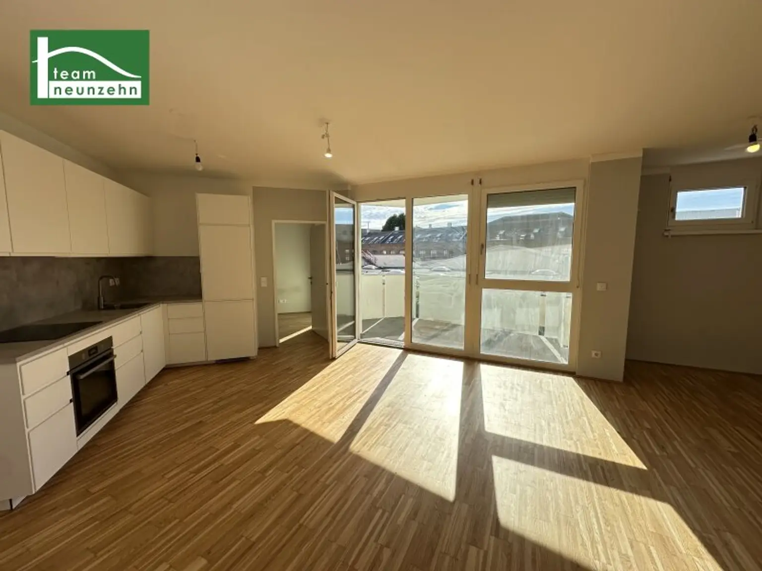 Hochwertige Wohnung mit Abendsonne nahe S-Bahn im FLAIR City living!