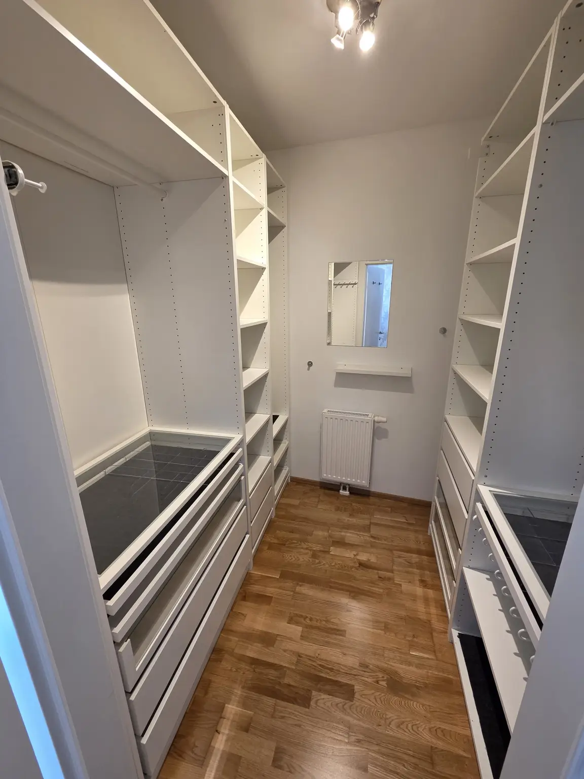 Schrankraum en Suite SZ