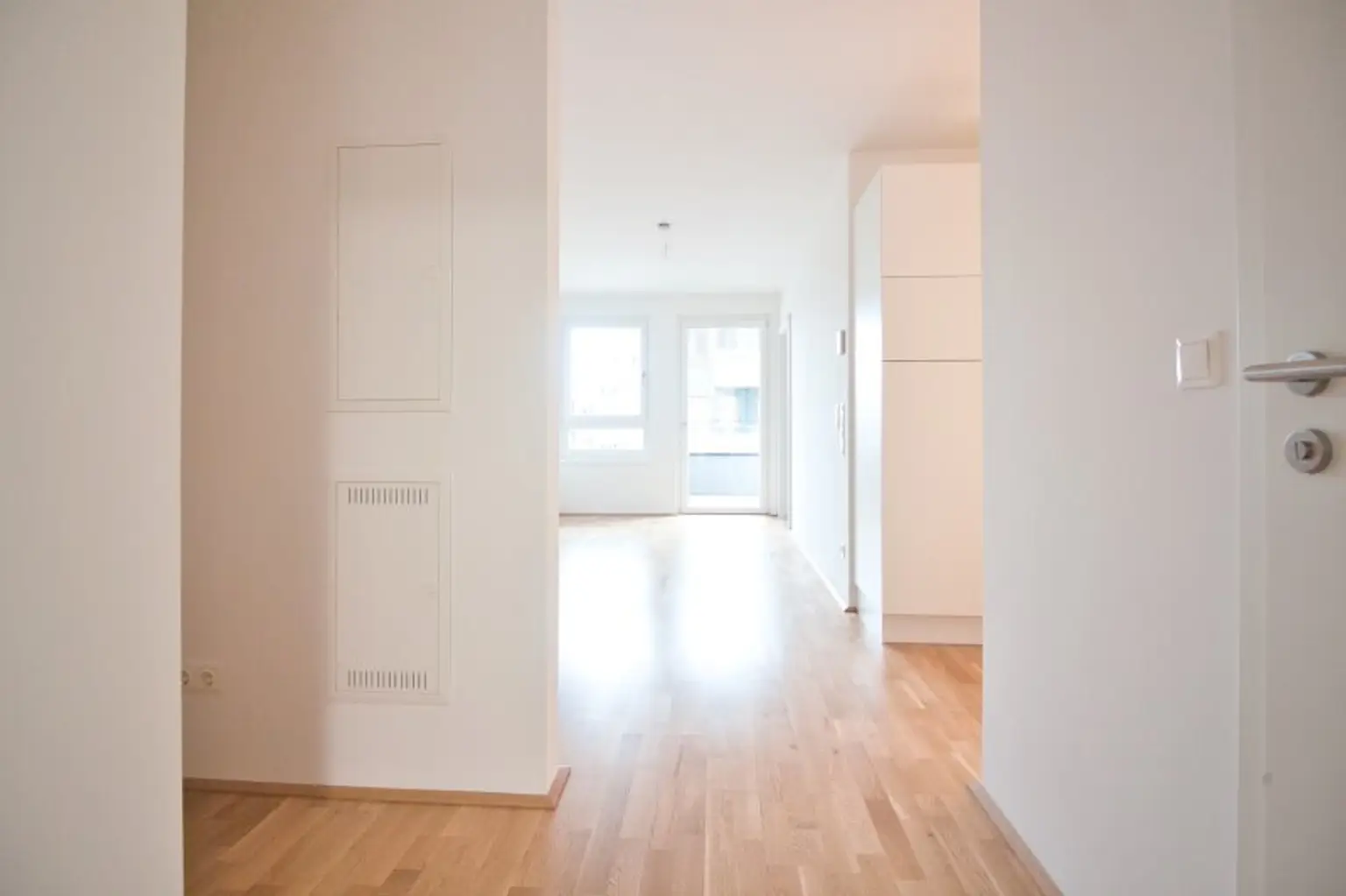 Moderne 2-Zimmer-Wohnung mit Balkon in ruhiger Lage