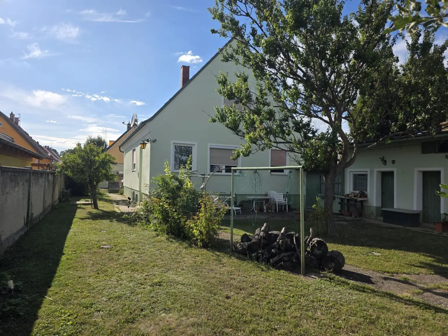 Einfamilienhaus mit Garten und 3 Schlafzimmern