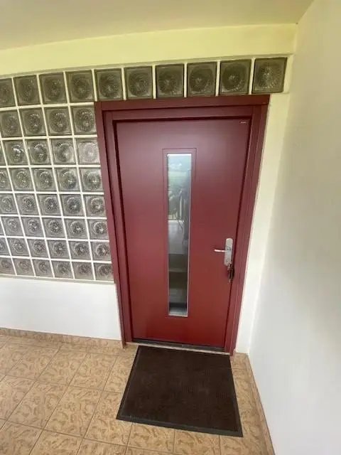 Wohnen & Wertanlage - Einfamilienhaus mit großem Garten/Baugrund in Olbendorf