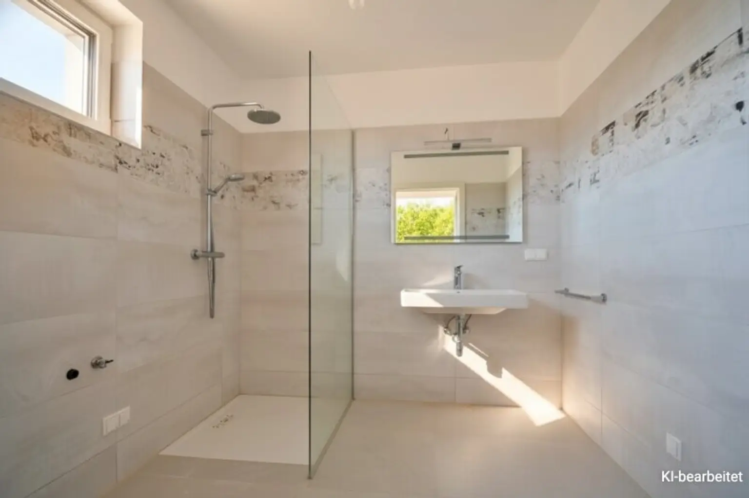 Erstbezug - Exklusive Doppelhaushälfte mit Garten und Terrassen in Traumlage