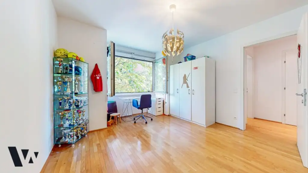WOHNEN AM KAASGRABEN | MAISONETTE-RARITÄT MIT GARTEN | VIDEO-PRÄSENTATION