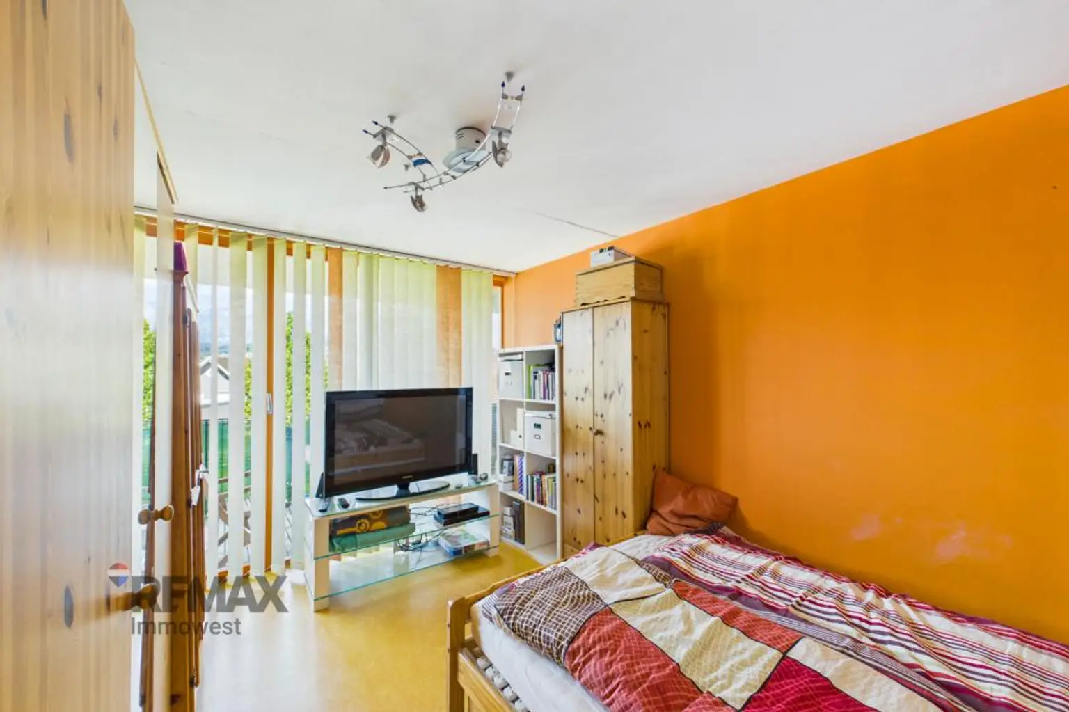 Schlafzimmer 2