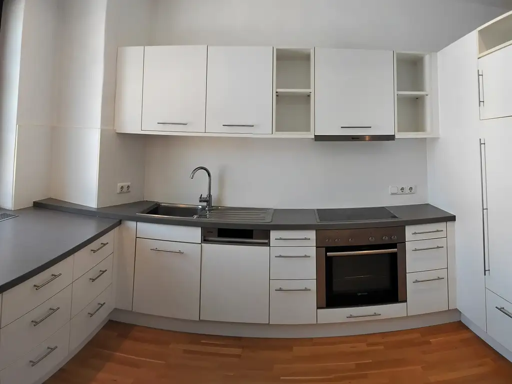 Eine attraktive 3-Zimmer-Wohnung mit ca. 99 m² im 2. Stock in Wels