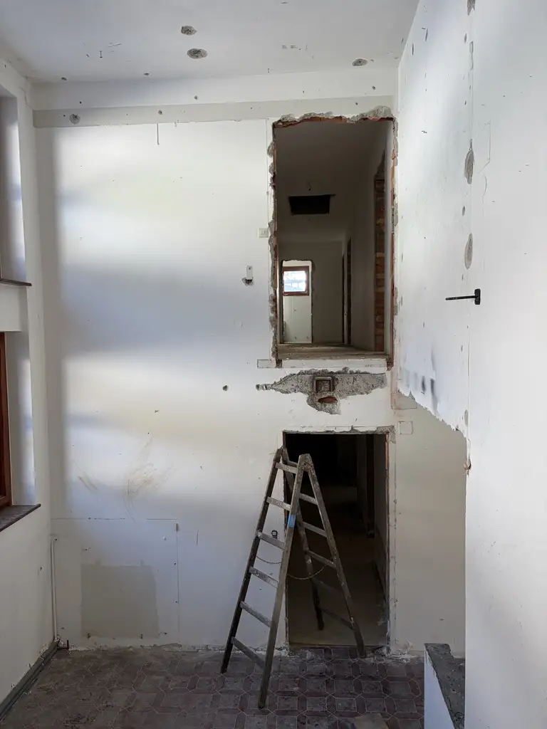 Großzügiges Almhaus mit vielen Ausbaumöglichkeiten