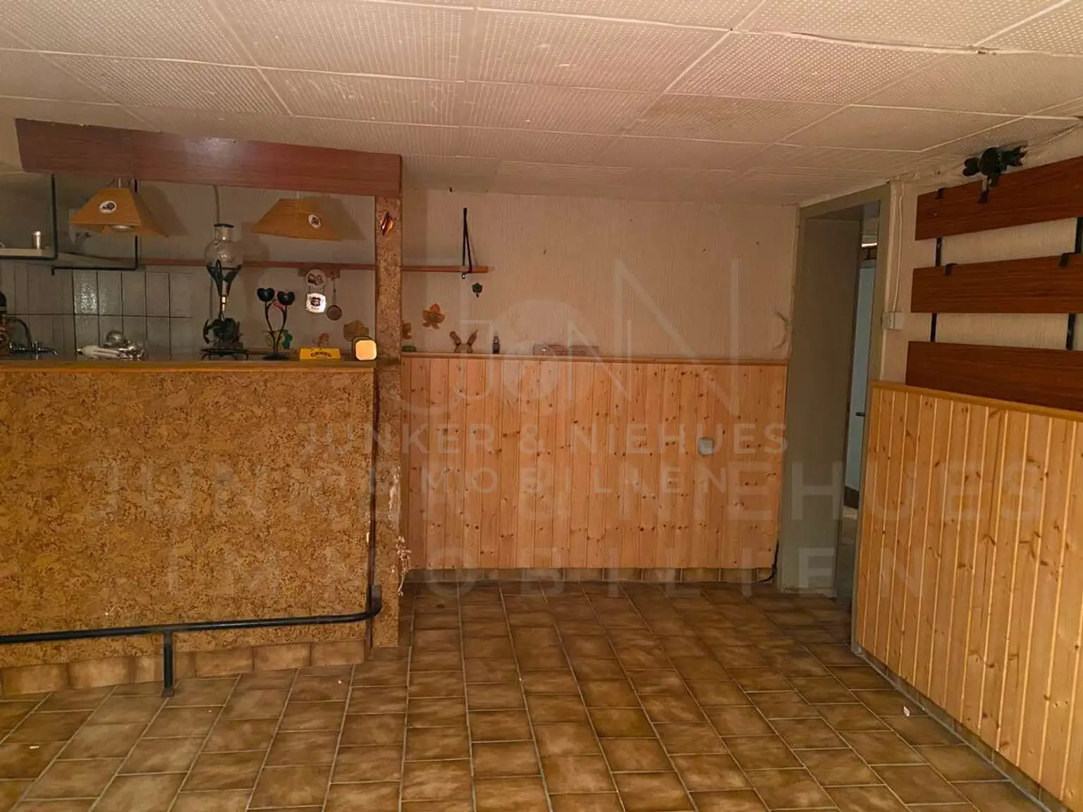 Bar im Partykeller