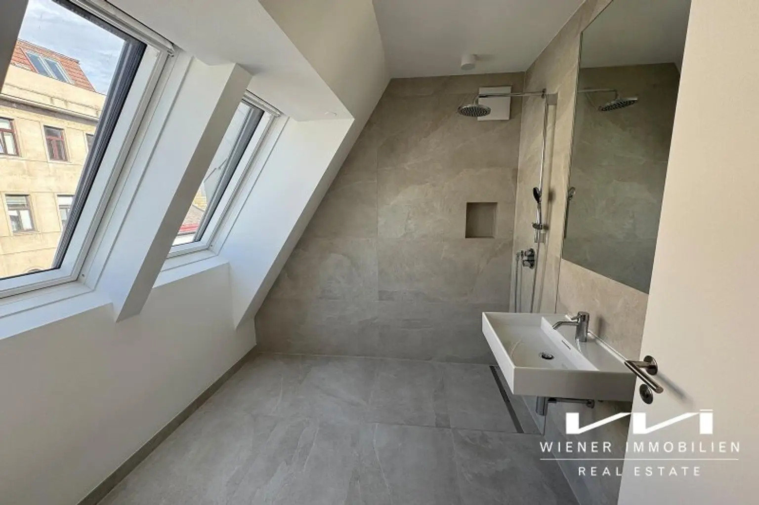 Dachgeschoßwohnung im Quartier Starhemberg - Erstbezug