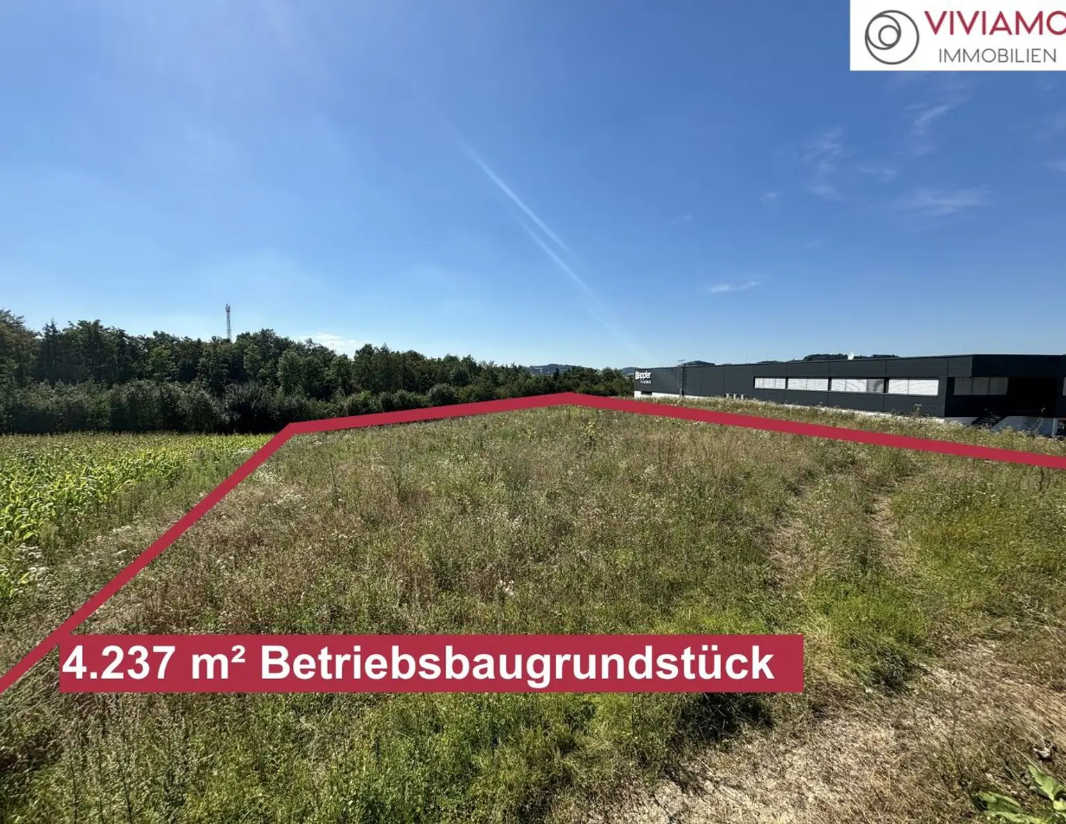 Gewidmetes Betriebsbaugrundstück ohne Bauzwang I Beste Sichtbarkeit auf die A8-Innkreisautobahn