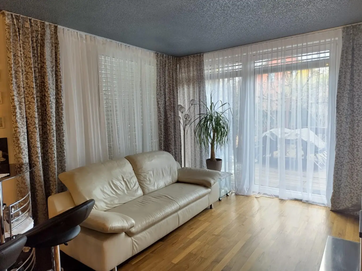 77388fb0-c8f5-4bcf-913d-7f6c6a777305