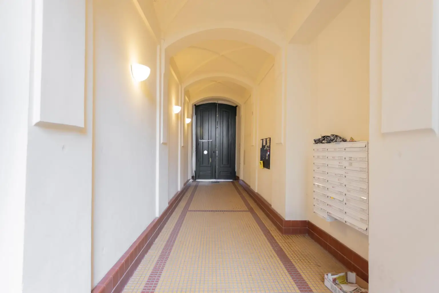 Wohlfühlen im Karmeliterviertel – 2 Zimmer mit Altbauflair