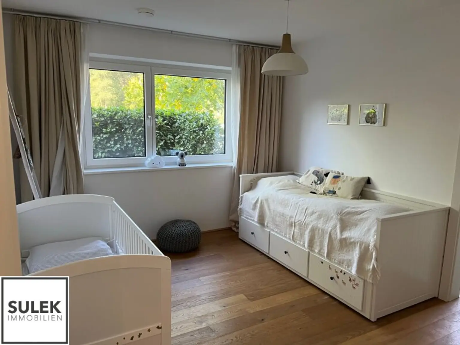 Attersee am Attersee: 2,5 Zimmer-Gartenwohnung mit Pool & Golfplatznähe – 250m zum Attersee | Jahresmiete