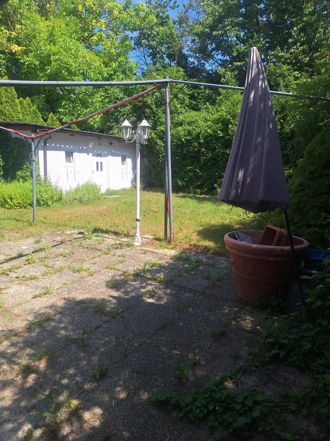 LIEBEVOLL SANIERTER BUNGALOW IN BEGEHRTER WOHNLAGE SAMT HOHER LEBENSQUALITÄT UND GUTER VERKEHRSANBINDUNG
