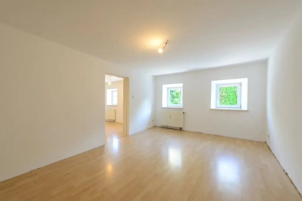 4-Zimmer-Stadtwohnung mit vielfältiger Nutzungsmöglichkeit