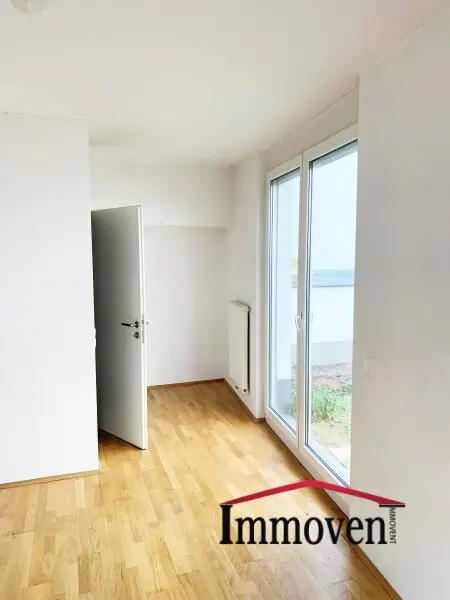 RUHIGE LAGE: Helle 2-Zimmerwohnung mit Garten (Mietbeginn 01.11.2025)