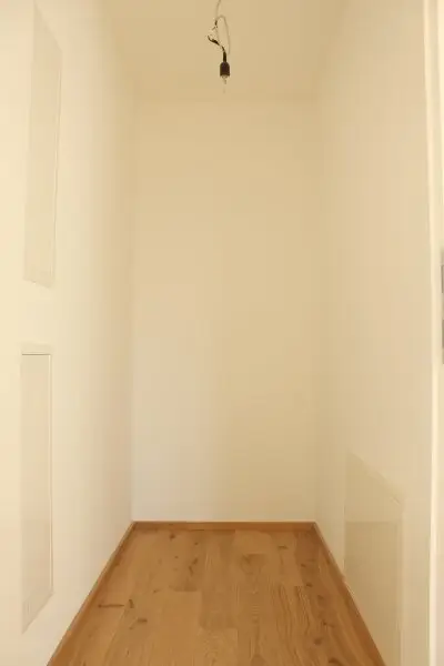 Sonnige 2-Zimmer-Wohnung - Klimaanlage - Sehr guter, gepflegter Zustand - Ausgezeichnetes Raumkonzept