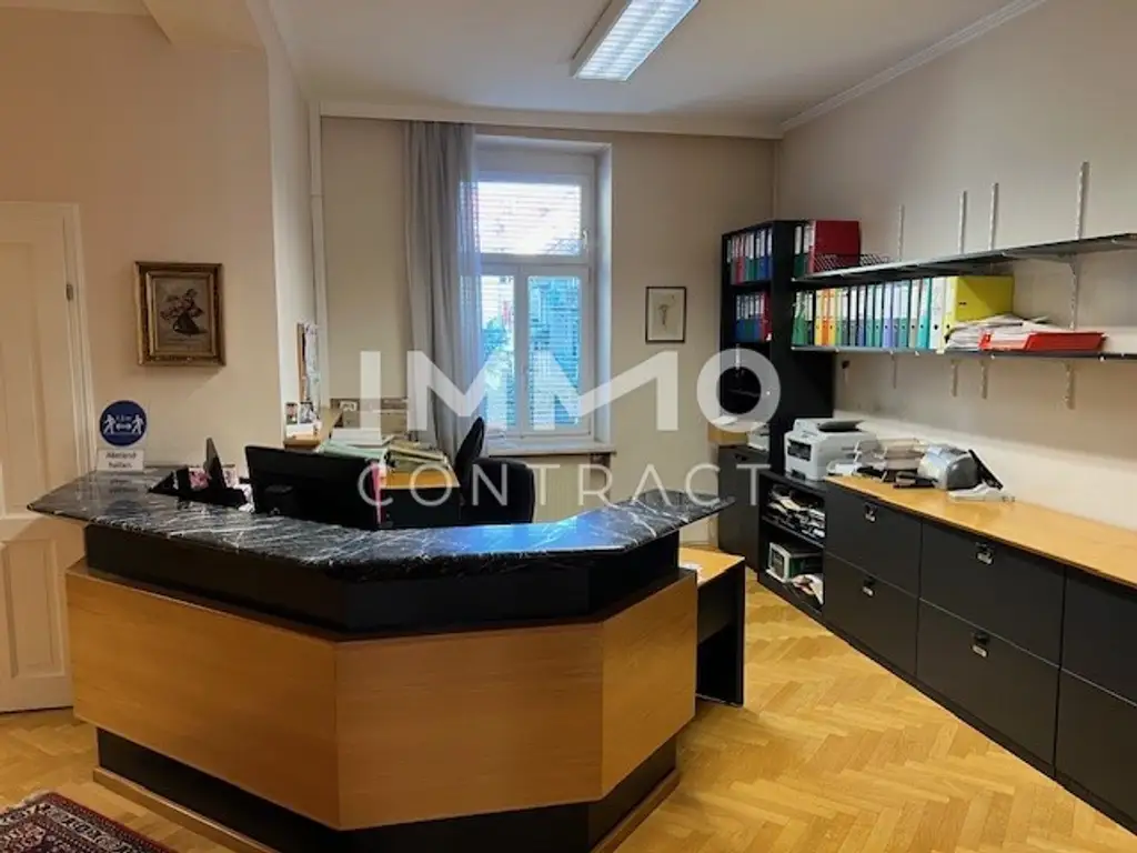 REPRÄSENTATIVE RÄUMLICHKEITEN FÜR BÜRO ODER KANZLEI  AB SOFORT IN DER KLOSTERWIESGASSE ZU VERMIETEN
