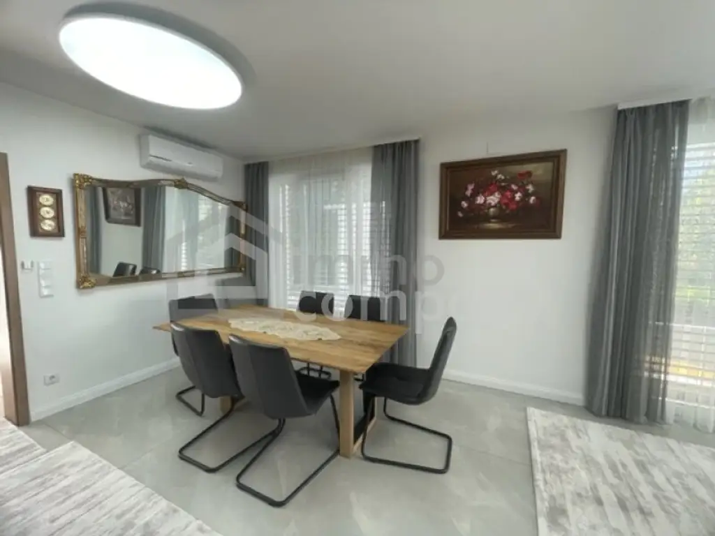 Luxuriöses Wohnen in Gerasdorf bei Wien - Doppelhaushälfte mit Traumterrasse, Parkett & moderner Ausstattung für 699.000 €