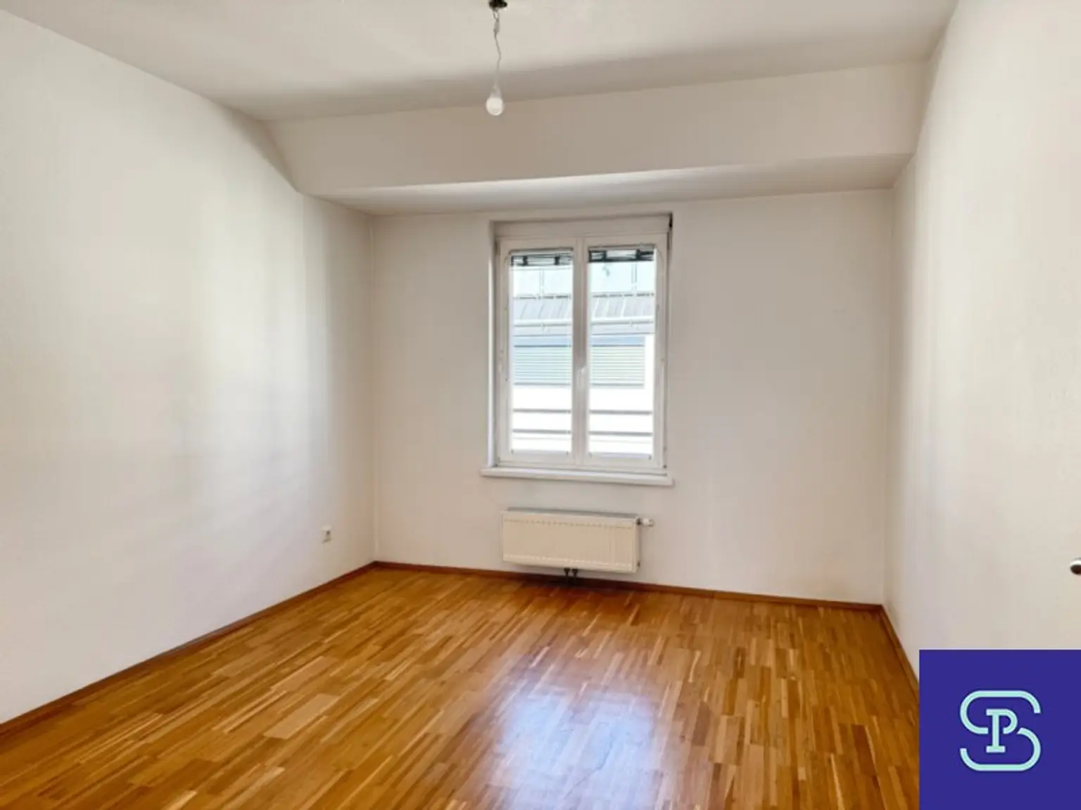 Helle 61m² Dachmaisonette mit 10m² Terrasse - 1170 Wien