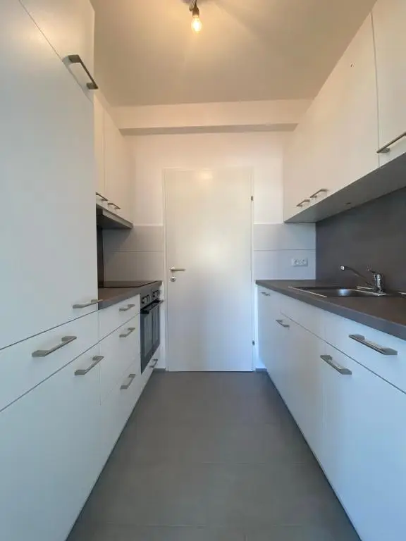 Geräumige 2-Zimmer-Wohnung mit Loggia - verfügbar ab September 2025