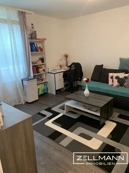 „Stilvoll & modern: Komplettsanierte Eigentumswohnung mit Loggia ins Grüne“ | ZELLMANN IMMOBILIEN